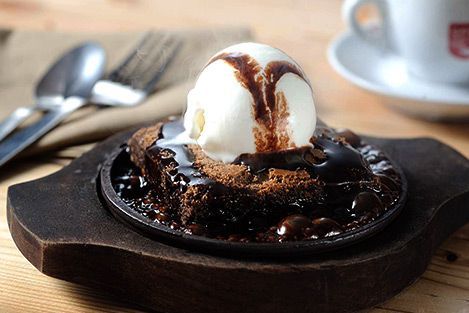 Housemade Sizzling Brownie